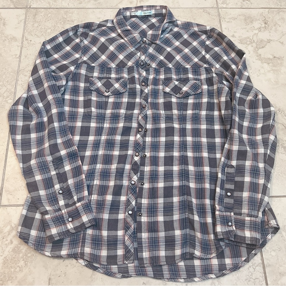 Free- Maurices Plaid flannel